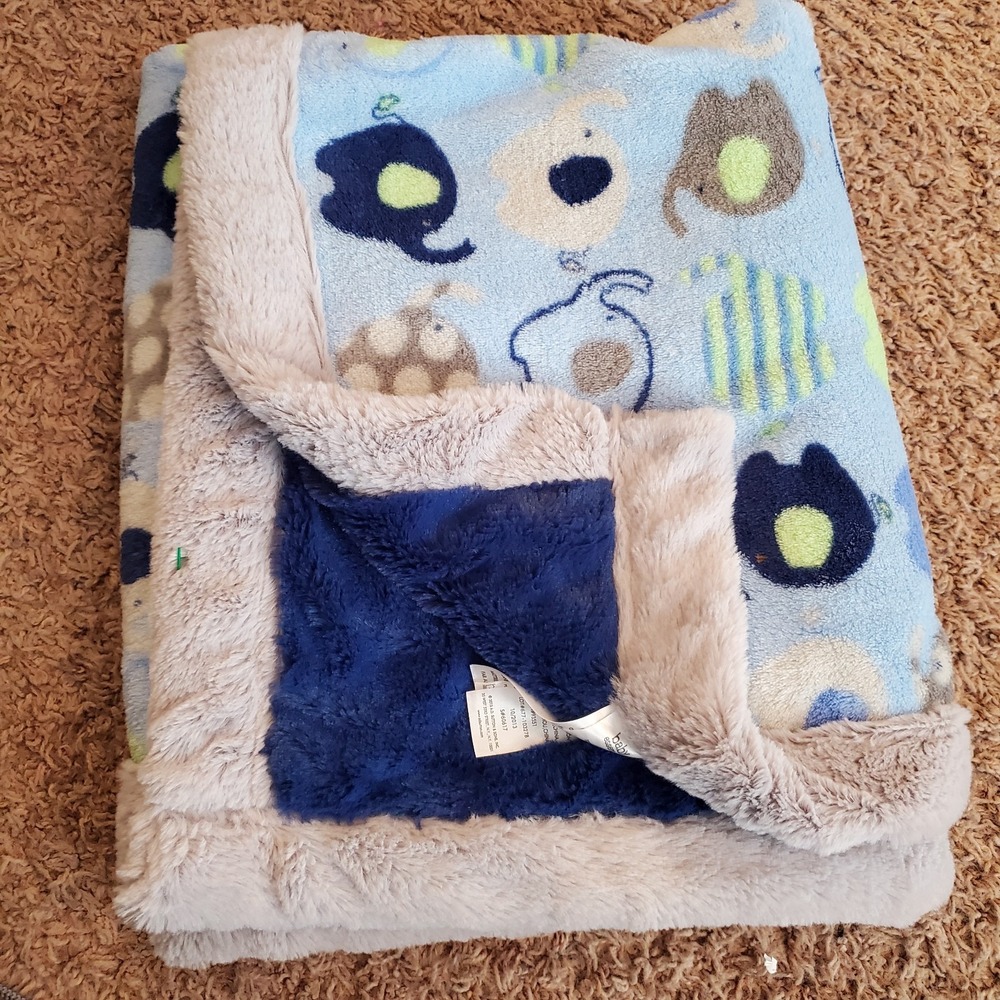 Baby Essentials Blanket Elephants Reversible Solid Blue Gray‎ Trim Fleece Lovey